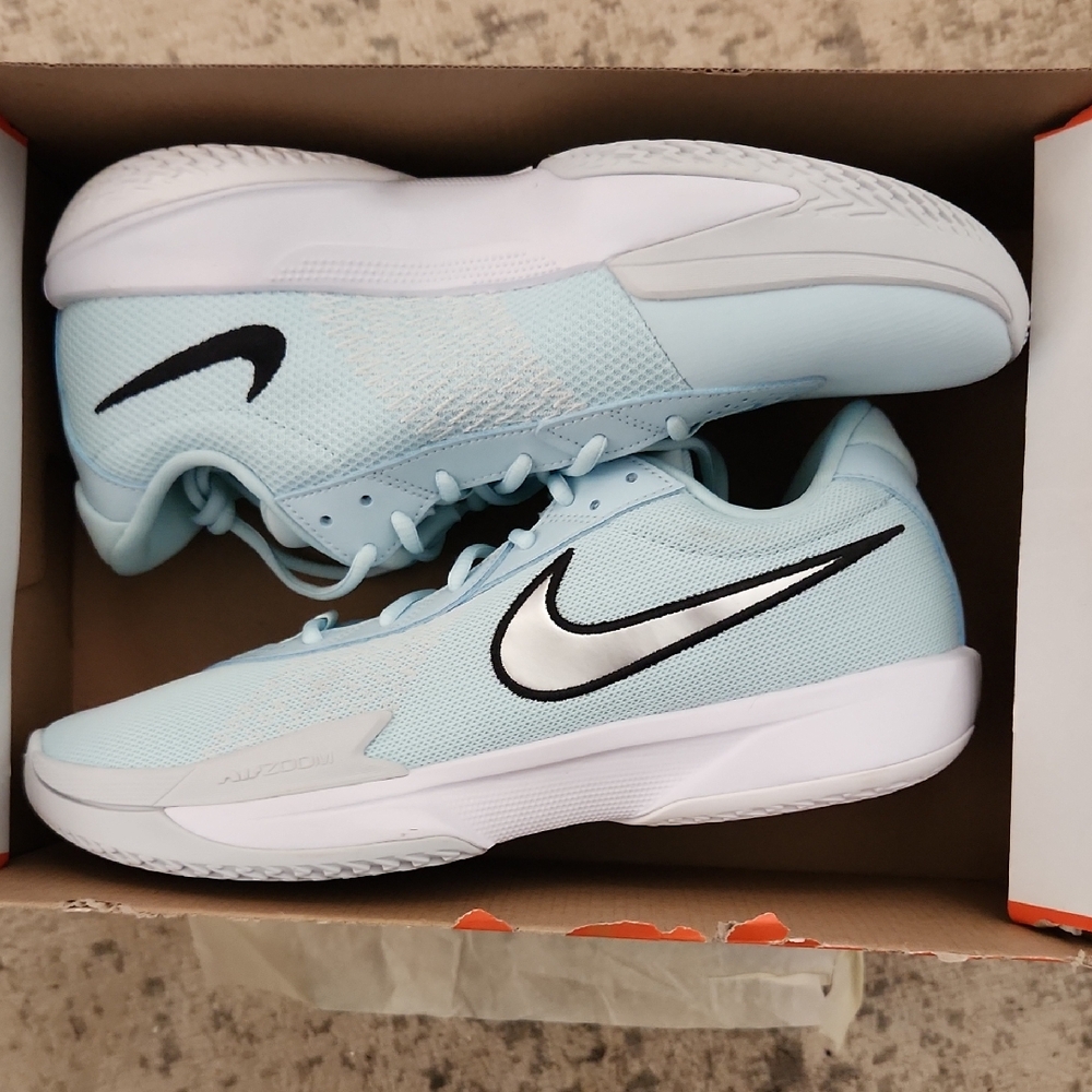 Nike Air Zoom GT Cut Academy Men's 10.5 New